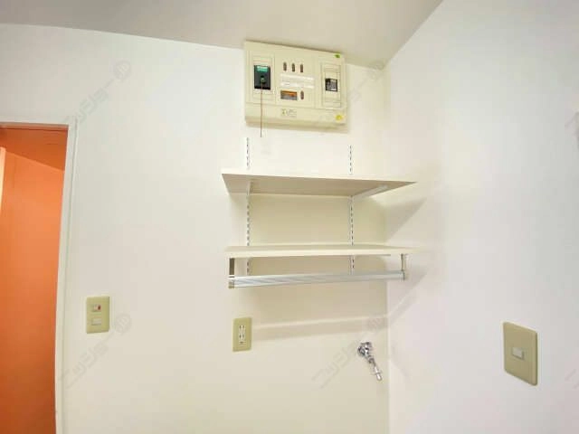 ランドリー可動棚