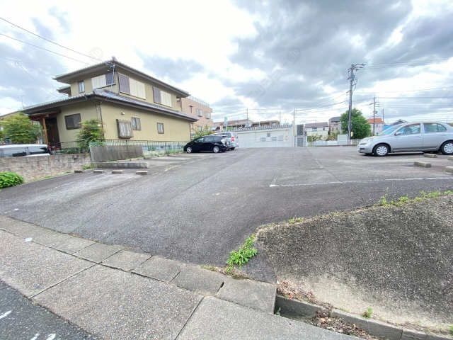 駐車場（近隣）