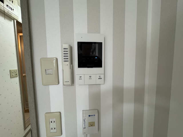モニター付きインターホン