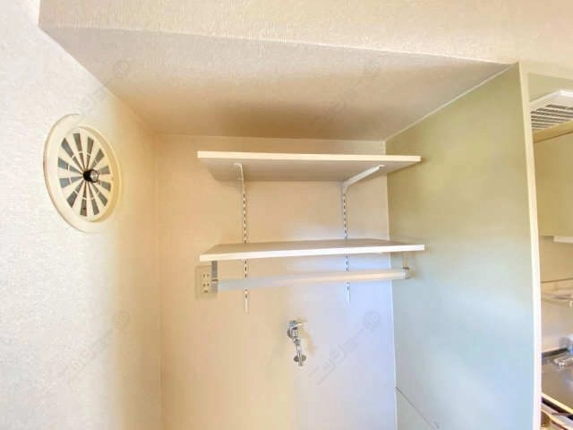 ランドリー可動棚