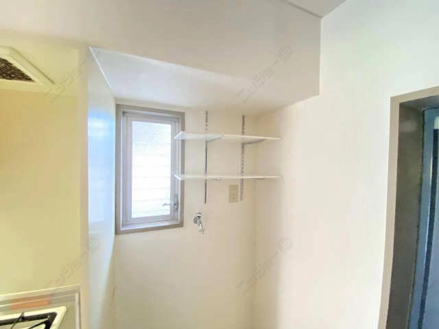 ランドリー可動棚