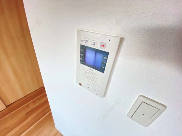 モニ  ター付きインターホン