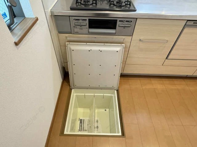 キッチン床下収納