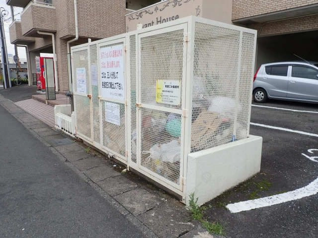 ゴミ置き場