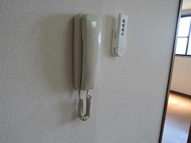 インターホン