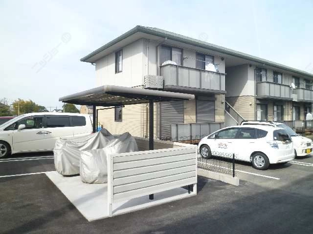駐輪場(ゼクサ雅)
