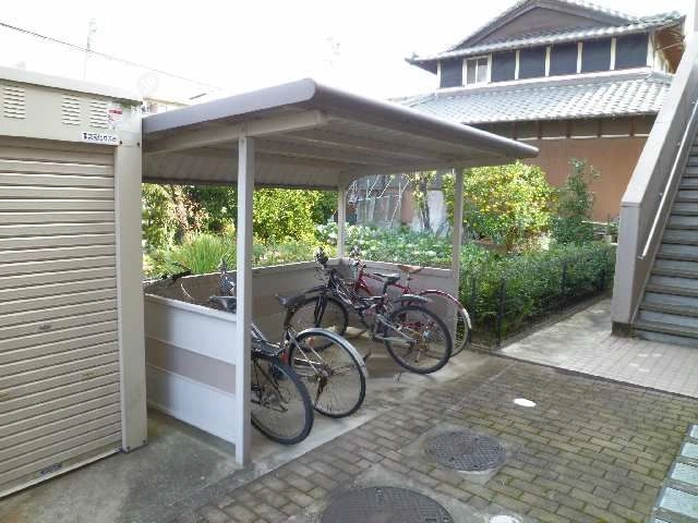 駐輪場