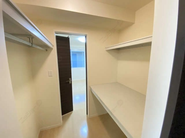 ウォークインクローゼット