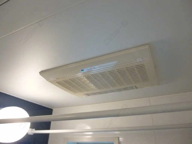 浴室乾 燥機