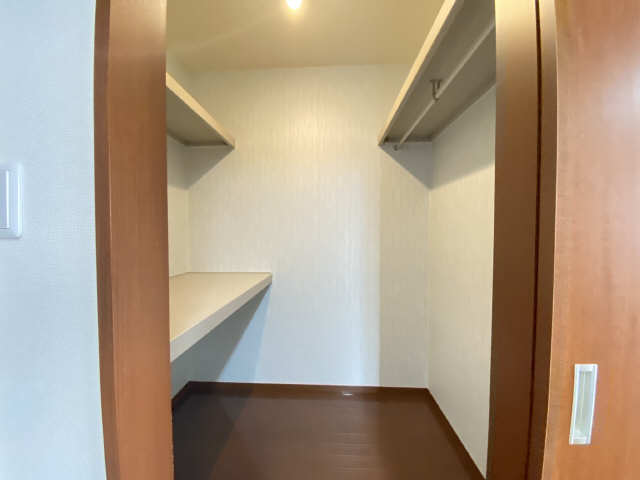 ウォークインクローゼット