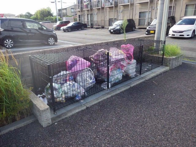 ごみ置場