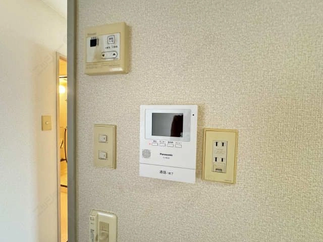 モニター付きインターホン
