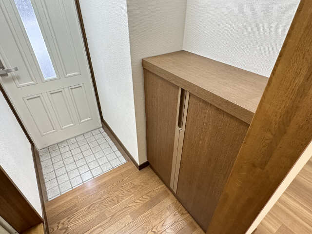 シューズボックス