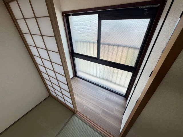 和室広縁