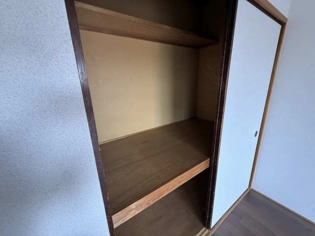 洋室収納