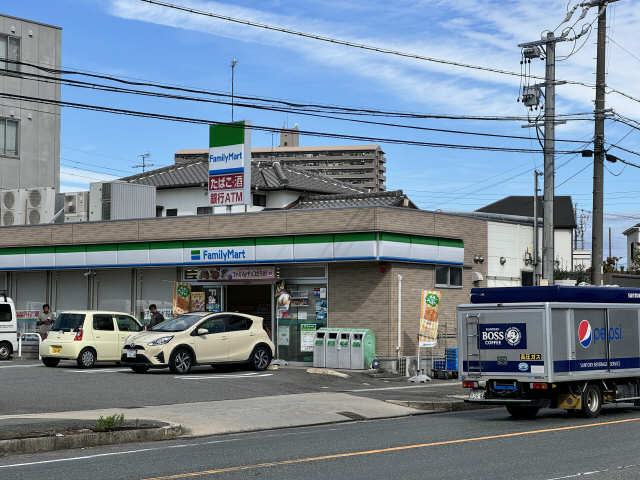 ファミリーマート
