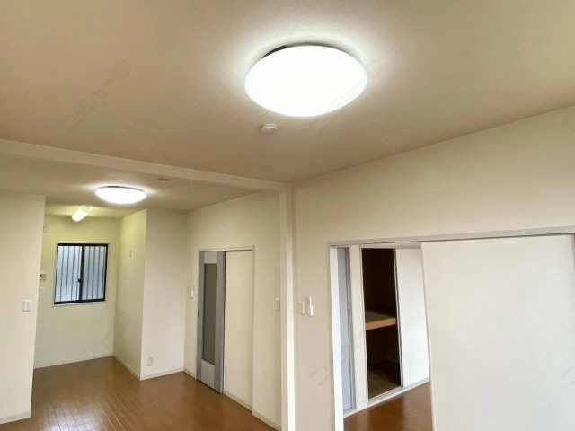 照明