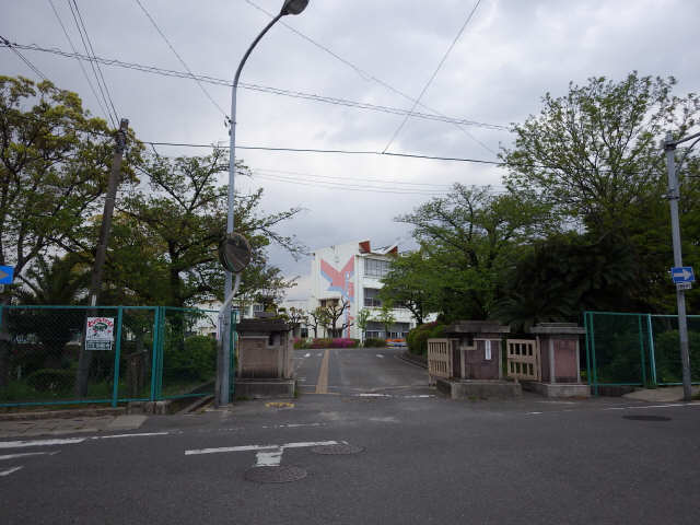 横須賀小学校