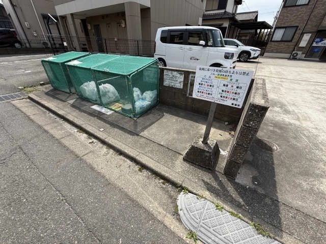 ゴミステーション