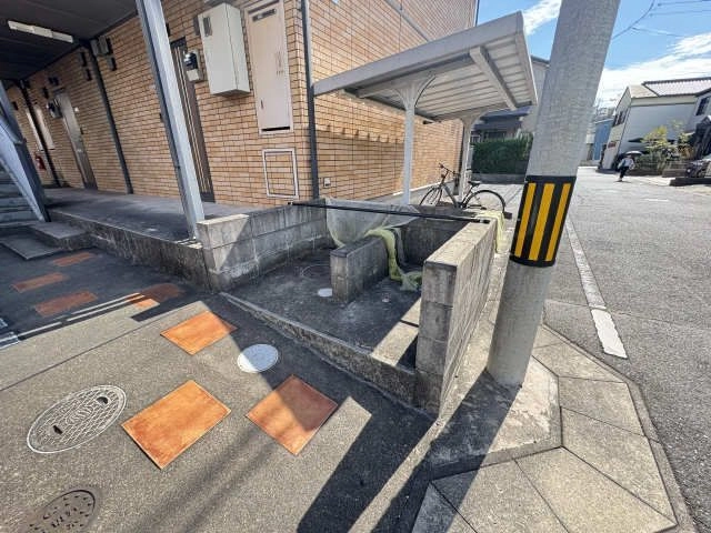 ゴミ置き場