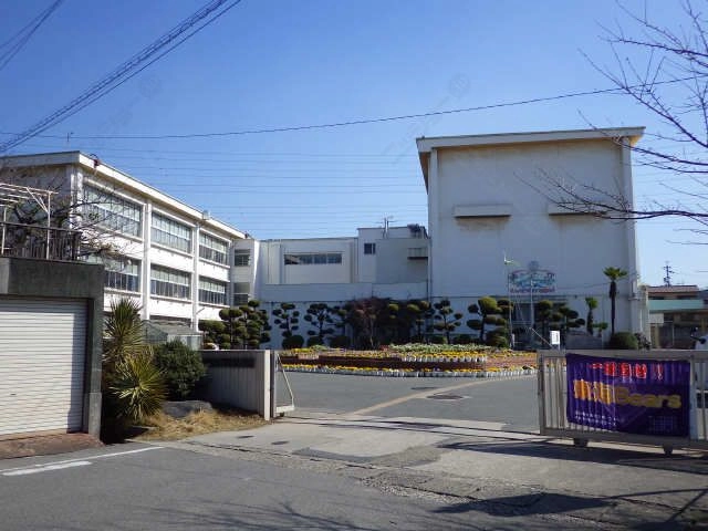 加木屋南小学校