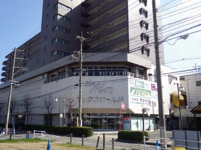 駅前商業ビル
