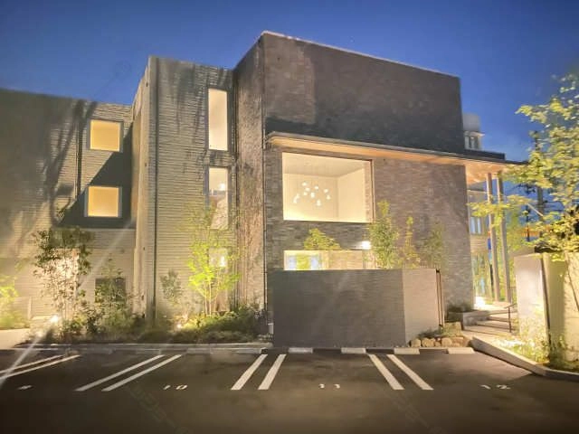 外観（「夜間）