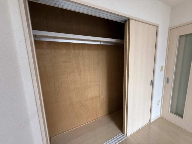 洋室収納