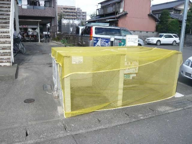 ゴミ捨て場