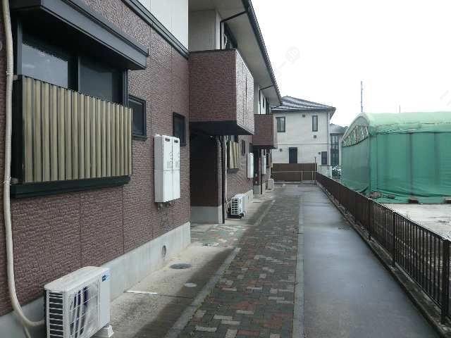 Ａ棟北側共用通路
