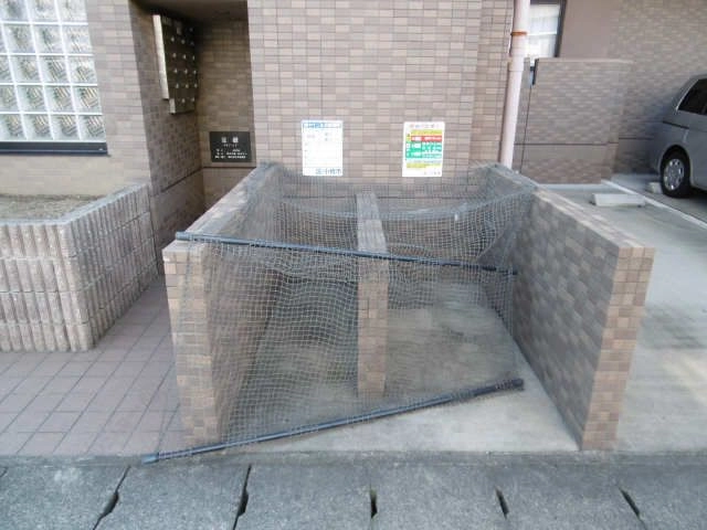 ゴミステーション