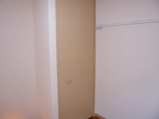 収納（南洋間）