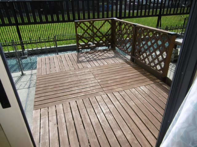ウッドデッキ