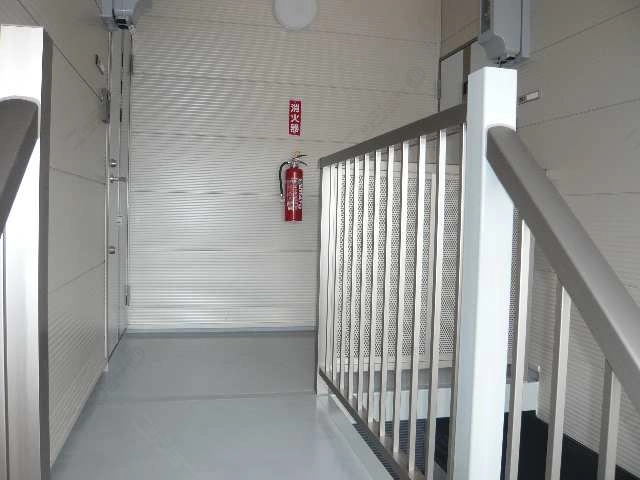共用階段