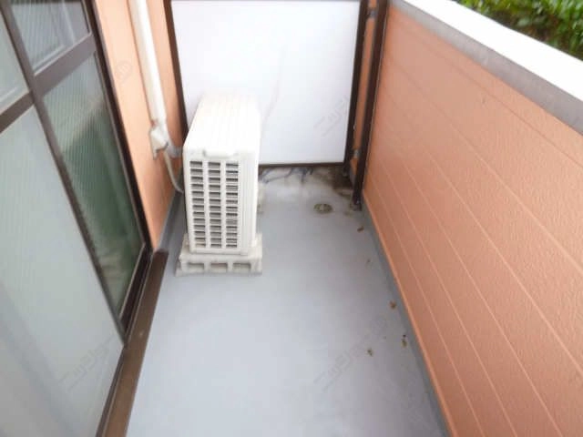 バルコニ ー