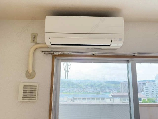 リビング　エアコン