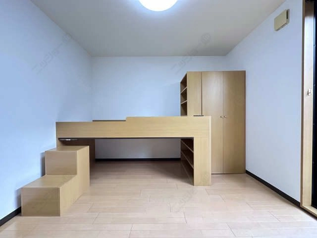 ベッド