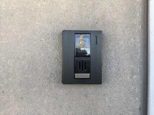 モニター付きインターホン