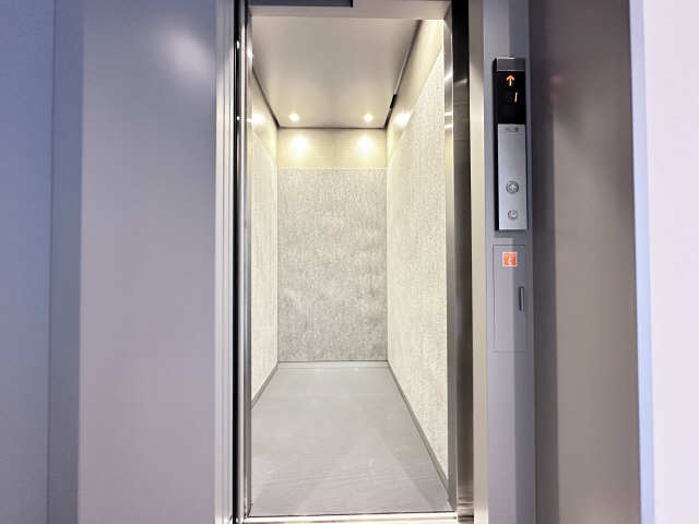 エレベーター