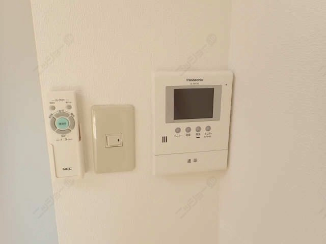 モニター付きインターホン