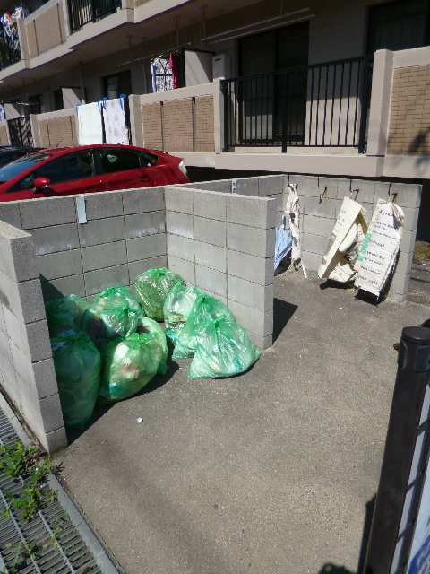 ゴミステーション