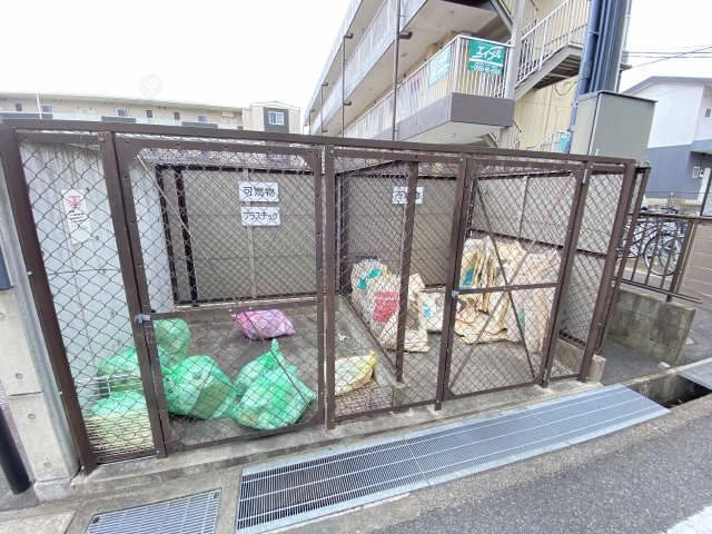 ゴミステーション