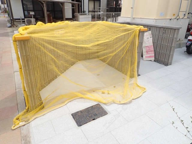 敷地内ゴミ捨て場