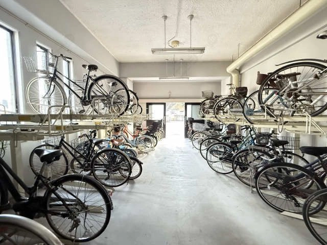 駐輪場