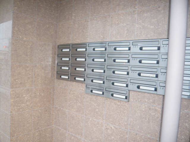 ポスト（外側）