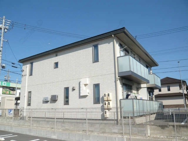 外観写真西側から撮影