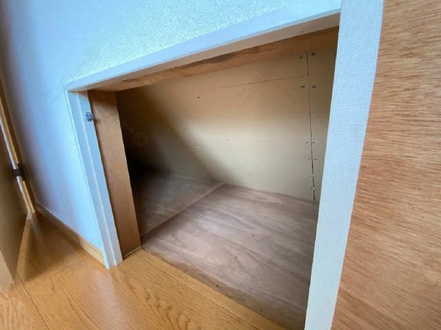 2階収納スペース