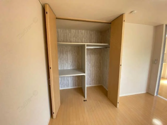 洋室(南)の収納