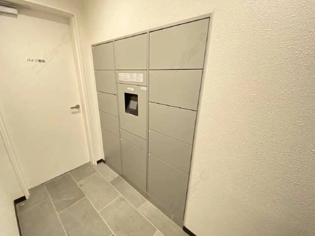 宅配ボックス