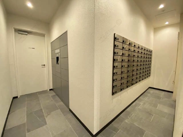 宅配ボックス